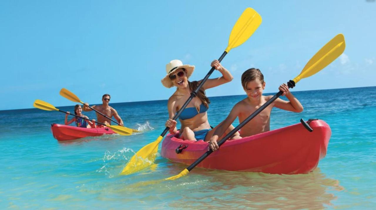 Aventura Village Los Corales Beach And Spa Пунта-Кана Екстер'єр фото